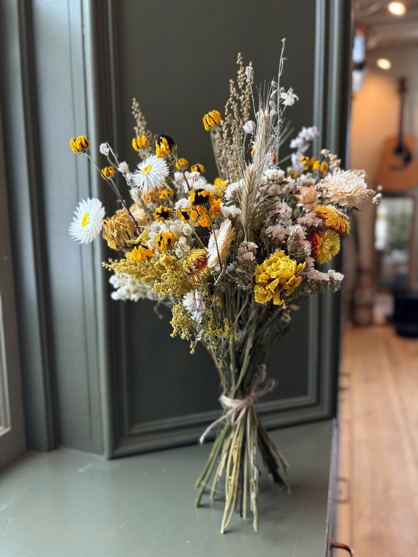 Yellow and White Deluxe Spring Bouquet