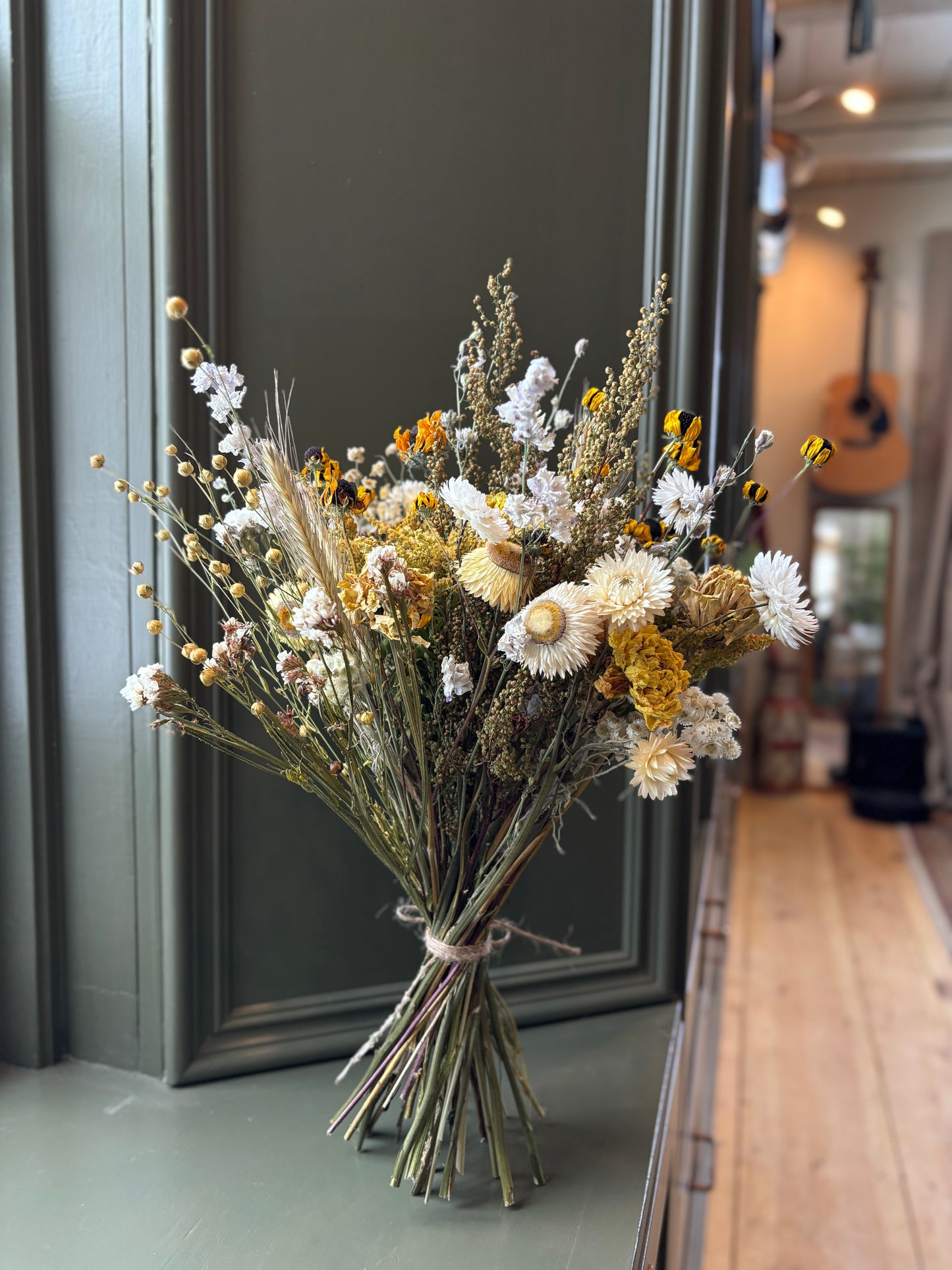 Yellow and White Deluxe Spring Bouquet