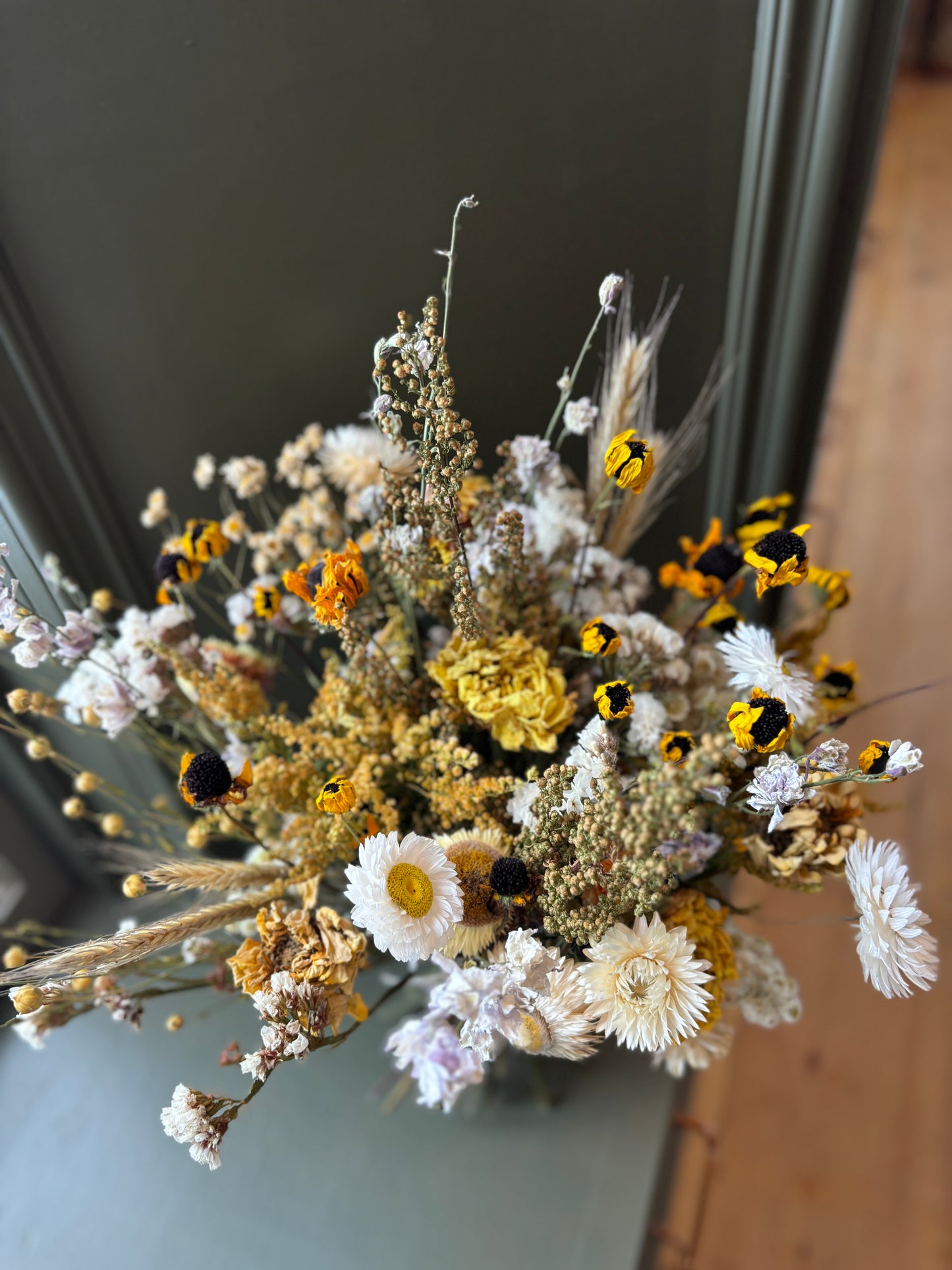 Yellow and White Deluxe Spring Bouquet